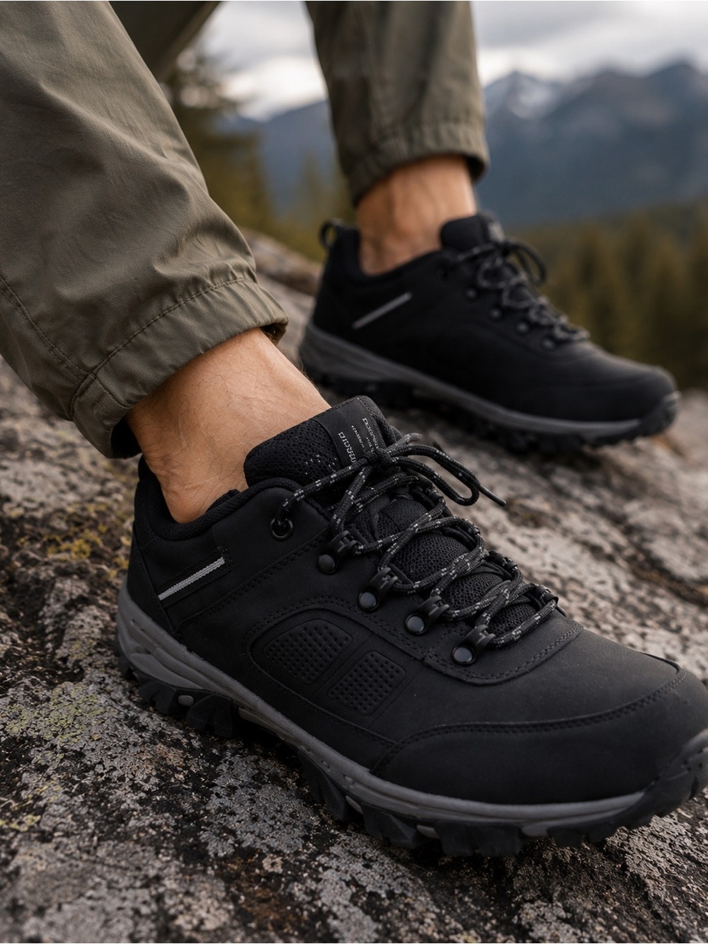London Fog Men's Black Trail Hiking Shoes